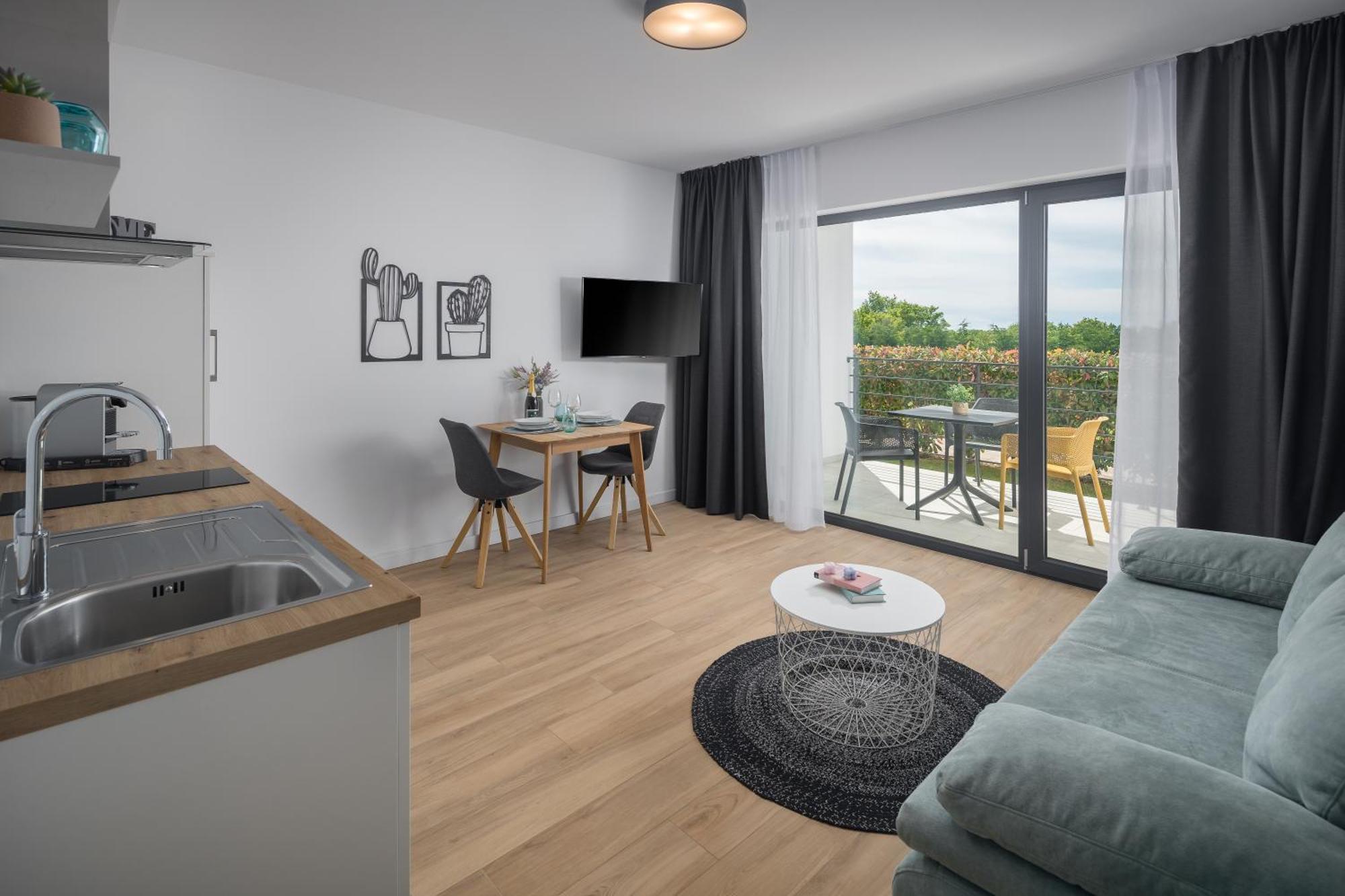 Lana Premium Residence 2 포레치 외부 사진